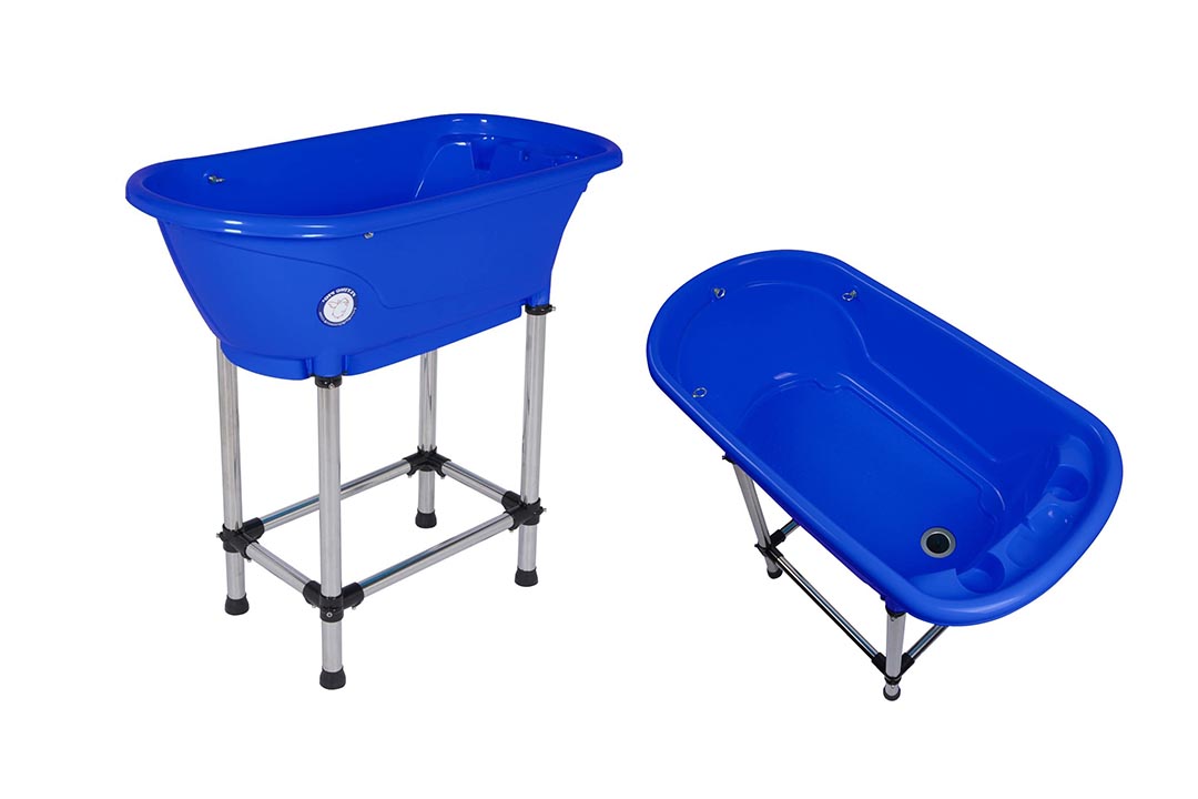 Blue Flying Pig Dog Portable Bath Tub